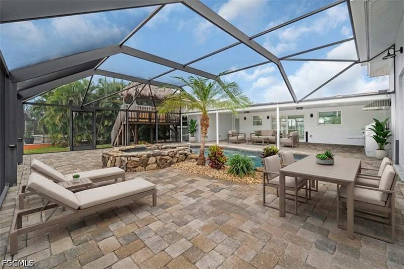4 bedroom SingleFamilyResidence at 22 Palmview Blvd, Fairview Isles, Fort Myers Beach — photo 3