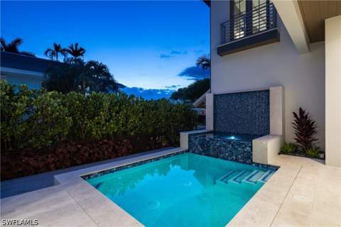835 11th Ave S, Naples FL - photo 15 of 31