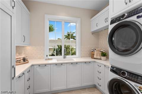 835 11th Ave S, Naples FL - photo 22 of 31