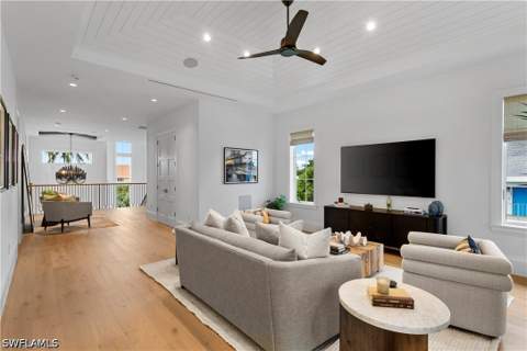 835 11th Ave S, Naples FL - photo 23 of 31