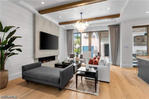 835 11th Ave S, Naples FL - photo 8 of 31