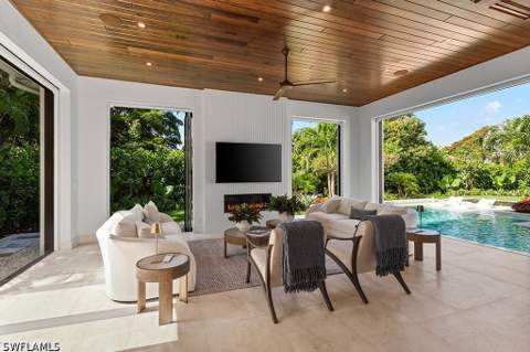 774 S Golf Dr, Naples FL - photo 16 of 47