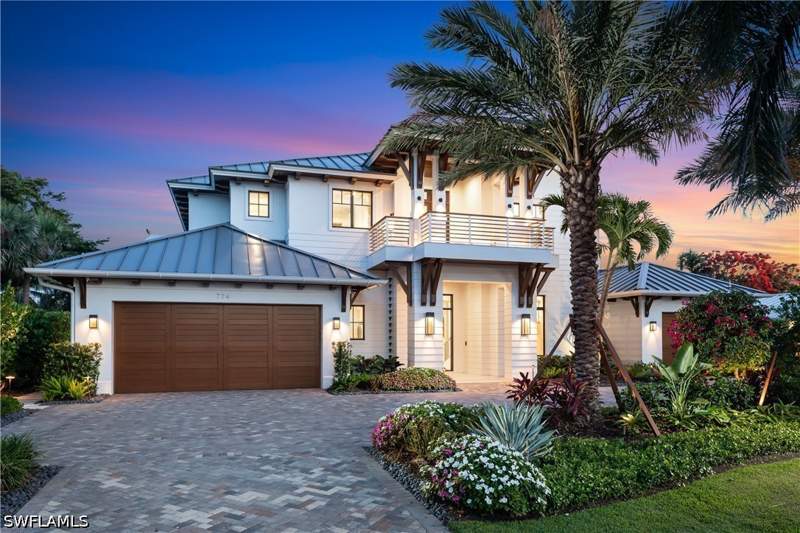 5 bedroom SingleFamilyResidence at 774 S Golf Dr, Olde Naples, Naples — photo 2