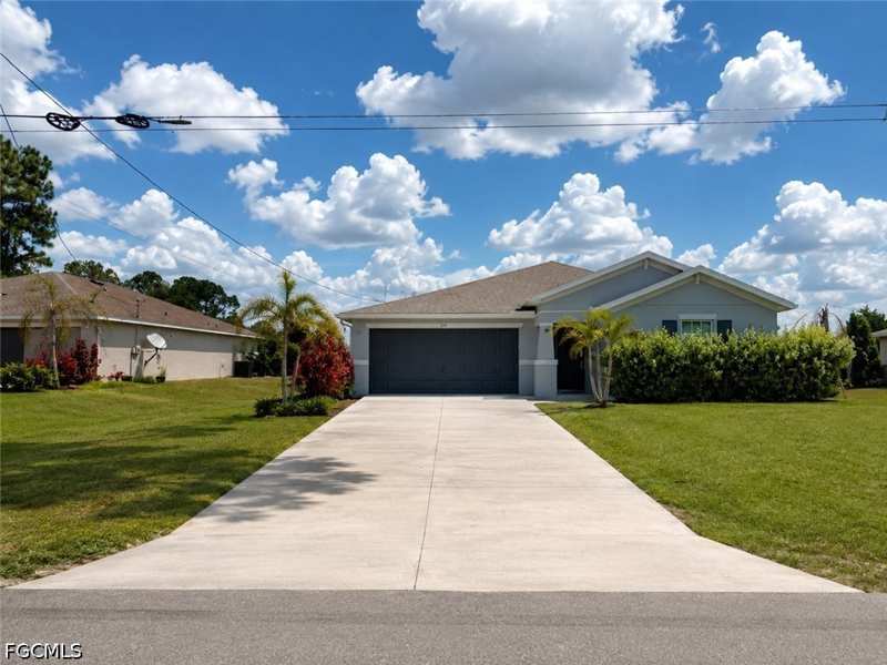 3 bedroom SingleFamilyResidence at 358 Pembroke St, Lehigh Acres, Lehigh Acres — photo 1
