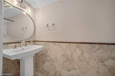 520 S Collier Blvd 206, Marco Island FL - photo 13 of 29