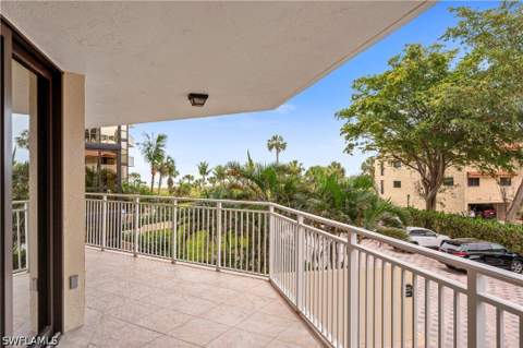 520 S Collier Blvd 206, Marco Island FL - photo 7 of 29