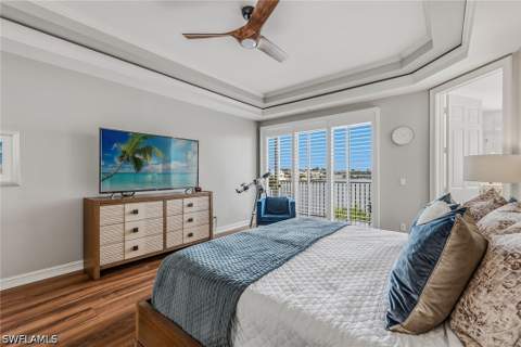9566 Gulf Shore Dr 201, Naples FL - photo 11 of 33