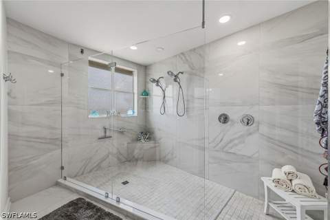 9566 Gulf Shore Dr 201, Naples FL - photo 13 of 33