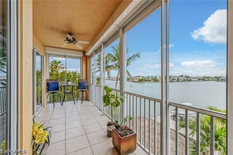 9566 Gulf Shore Dr 201, Naples FL - photo 23 of 33