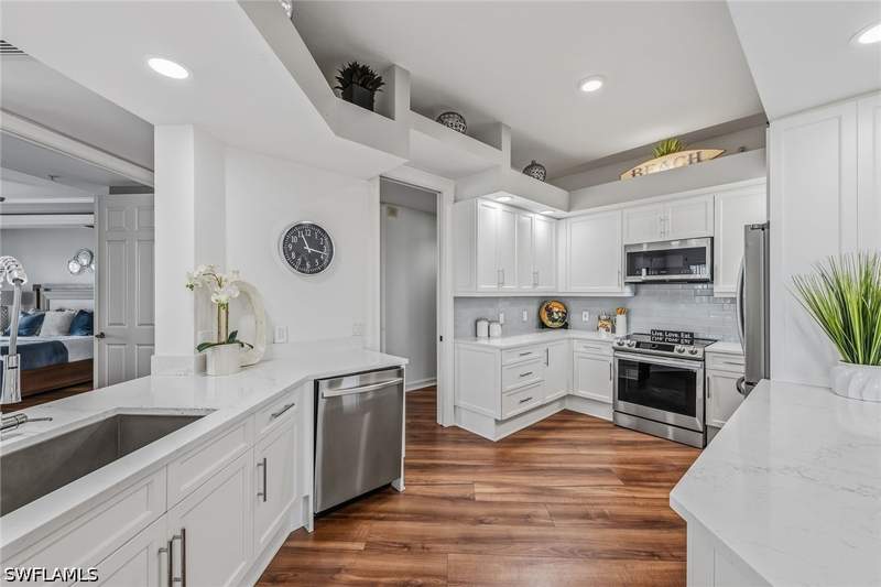 3 bedroom Condominium at 9566 Gulf Shore Dr 201, Manatee, Naples — photo 5