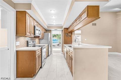 12538 Barrington Ct, Fort Myers FL - photo 14 of 24