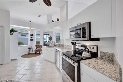 484 Crossfield Cir, Naples FL - photo 13 of 40