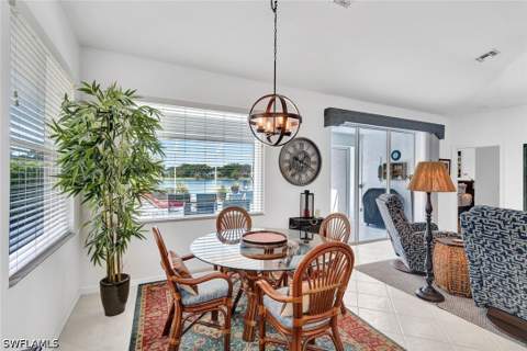 484 Crossfield Cir, Naples FL - photo 16 of 40