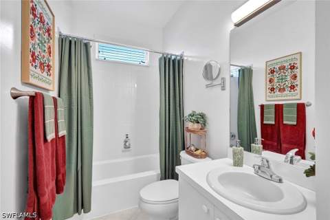 484 Crossfield Cir, Naples FL - photo 23 of 40