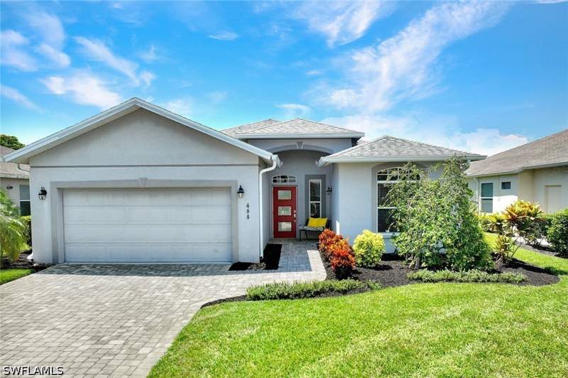 2 bedroom SingleFamilyResidence at 484 Crossfield Cir, Maplewood, Naples — photo 3