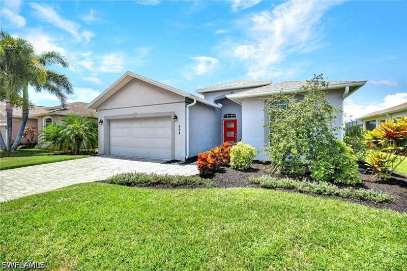 2 bedroom SingleFamilyResidence at 484 Crossfield Cir, Maplewood, Naples — photo 4