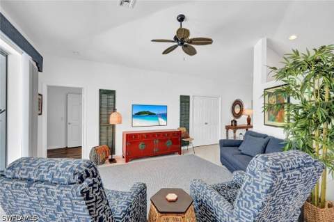 484 Crossfield Cir, Naples FL - photo 7 of 40
