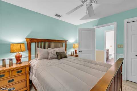 6061 Golden Oaks Ln, Naples FL - photo 20 of 45