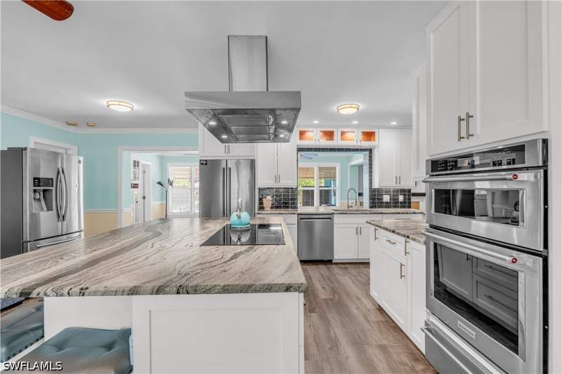 3 bedroom SingleFamilyResidence at 6061 Golden Oaks Ln, Oakes Estates, Naples — photo 3