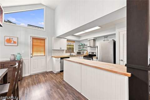 862 97th Ave N, Naples FL - photo 13 of 45