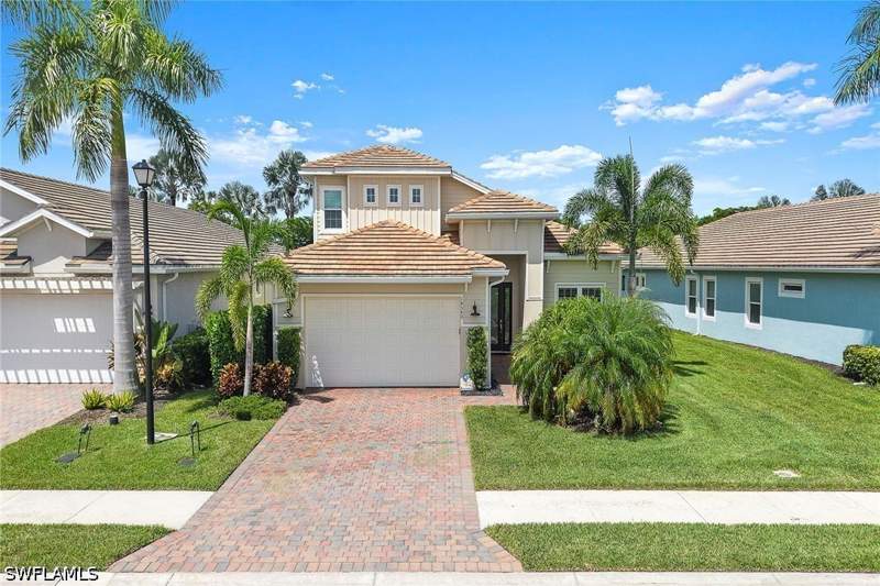 3 bedroom SingleFamilyResidence at 14540 Stern Way, Halfmoon Point, Naples — photo 4