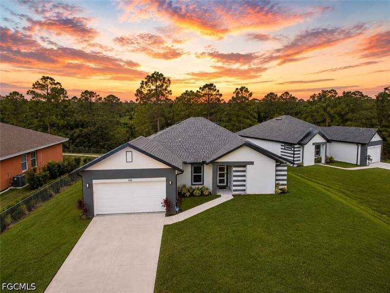 4 bedroom SingleFamilyResidence at 970 Grant Blvd, Lehigh Acres, Lehigh Acres — photo 3