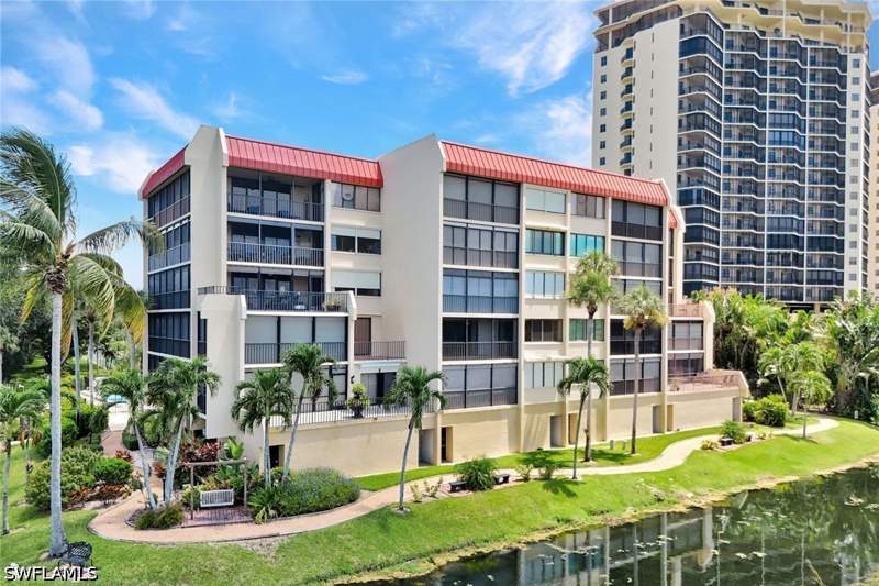 2 bedroom Condominium at 7129 Lakeridge View Ct 302, Ashland, Fort Myers — photo 3