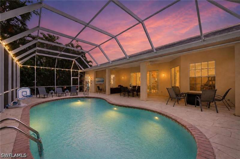3 bedroom SingleFamilyResidence at 1896 Piccadilly Circus, Crown Pointe East, Naples — photo 3