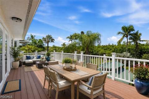 15636 Light Blue Cir, Fort Myers FL - photo 7 of 50