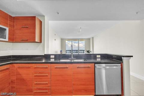 3000 Oasis Grand Blvd 2802, Fort Myers FL - photo 14 of 49