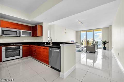 3000 Oasis Grand Blvd 2802, Fort Myers FL - photo 9 of 49