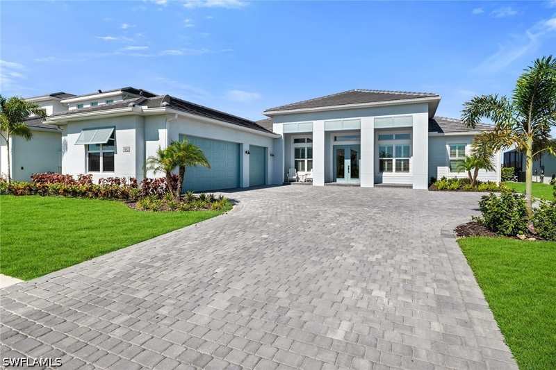 5 bedroom SingleFamilyResidence at 9182 Wisteria Way, Seven Shores, Naples — photo 1
