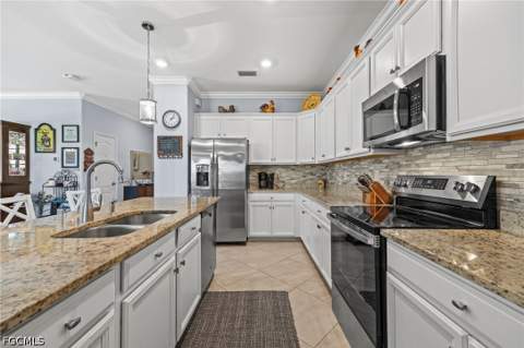 14517 Monrovia Ln, Fort Myers FL - photo 9 of 45
