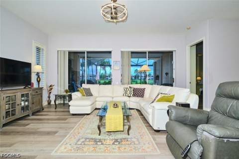 9203 Willowcrest Ct, Fort Myers FL - photo 11 of 50