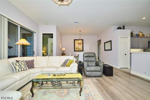 9203 Willowcrest Ct, Fort Myers FL - photo 13 of 50