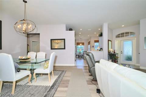 9203 Willowcrest Ct, Fort Myers FL - photo 15 of 50