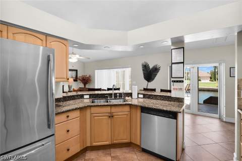478 Persian Ct, Marco Island FL - photo 10 of 46