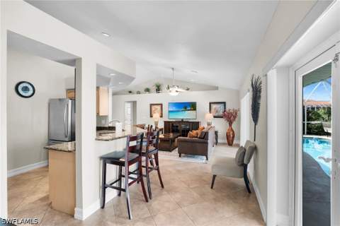 478 Persian Ct, Marco Island FL - photo 15 of 46