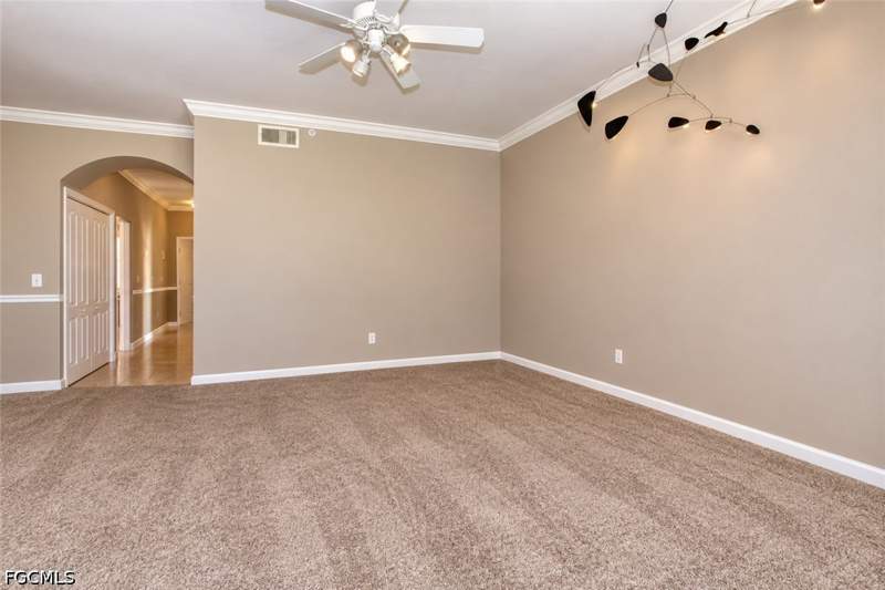 2 bedroom Condominium at 10453 Washingtonia Palm Way 3323, Royal Greens, Fort Myers — photo 3