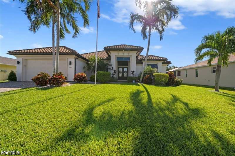3 bedroom SingleFamilyResidence at 4401 SW 25th Pl, Cape Coral, Cape Coral — photo 1
