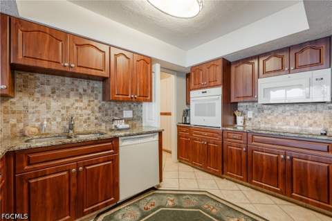4015 SE 20th Pl 503, Cape Coral FL - photo 23 of 37
