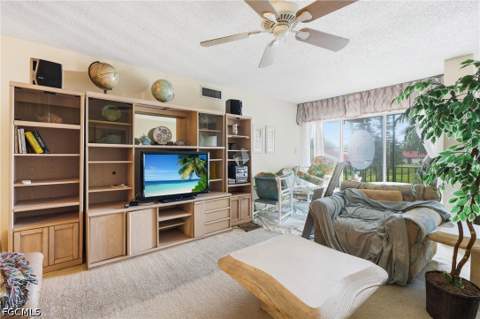 4436 Crossjack Ct B10, Fort Myers FL - photo 14 of 50