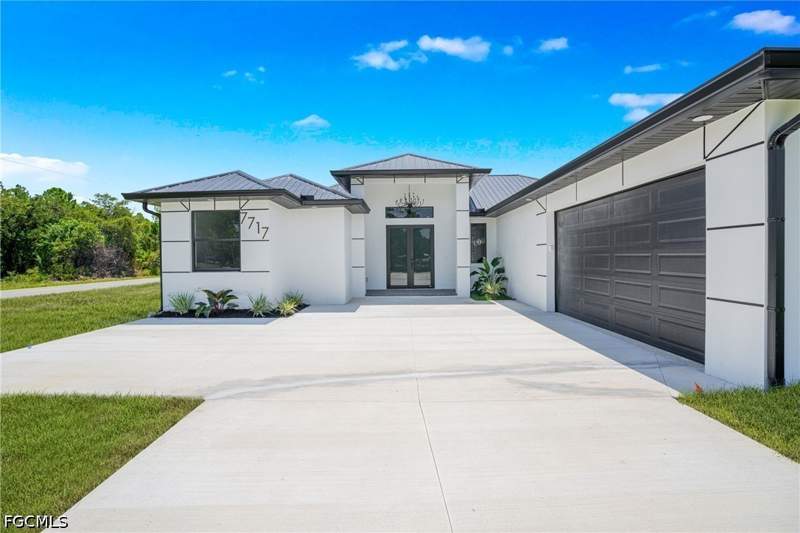4 bedroom SingleFamilyResidence at 7717 18th Ter, Wheelers Subd, Labelle — photo 4