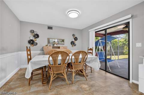 2281 53rd St SW, Naples FL - photo 9 of 33