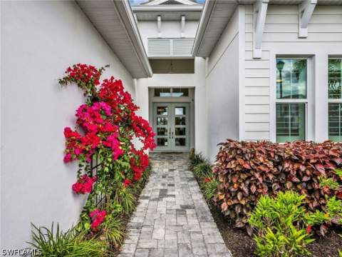 9257 Cayman Dr, Naples FL - photo 7 of 50