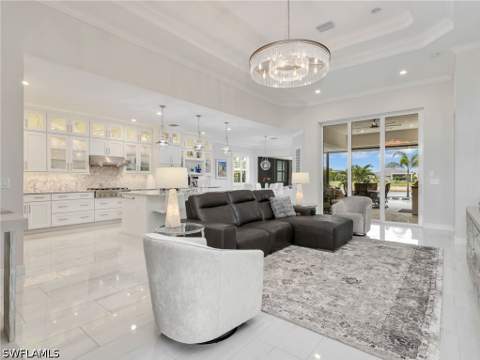 9257 Cayman Dr, Naples FL - photo 8 of 50