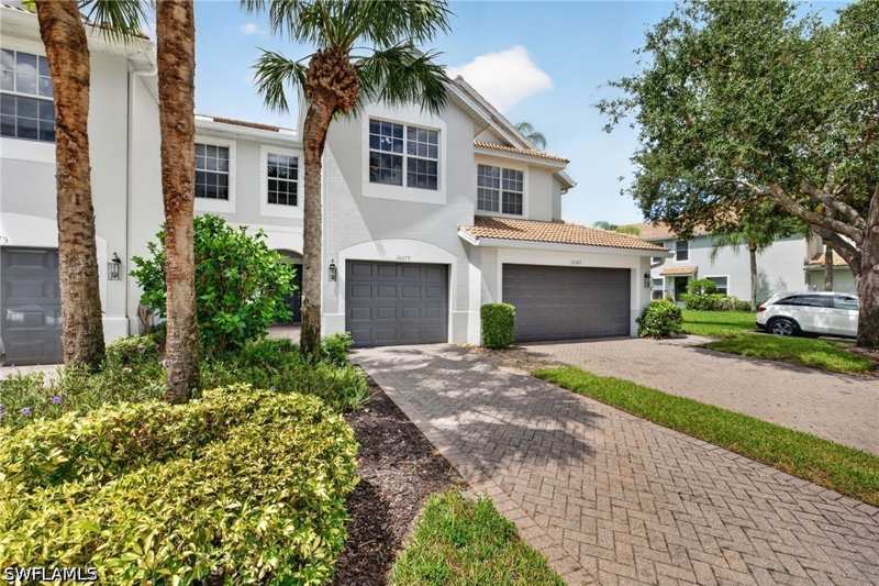 3 bedroom Townhouse at 16079 Caldera Ln 54, Milano, Naples — photo 1
