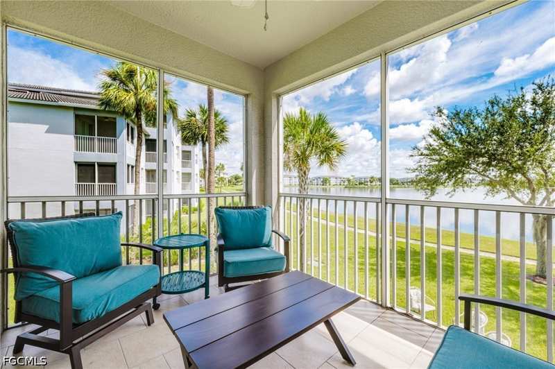 2 bedroom Condominium at 10391 Butterfly Palm Dr 1021, Terrace, Fort Myers — photo 1