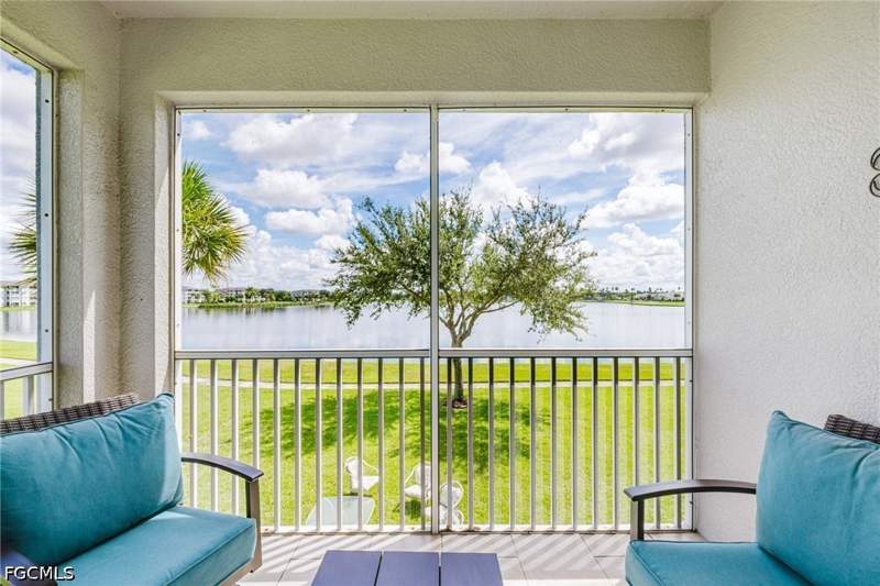 2 bedroom Condominium at 10391 Butterfly Palm Dr 1021, Terrace, Fort Myers — photo 3