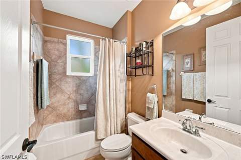 19790 Maddelena Cir, Estero FL - photo 15 of 39